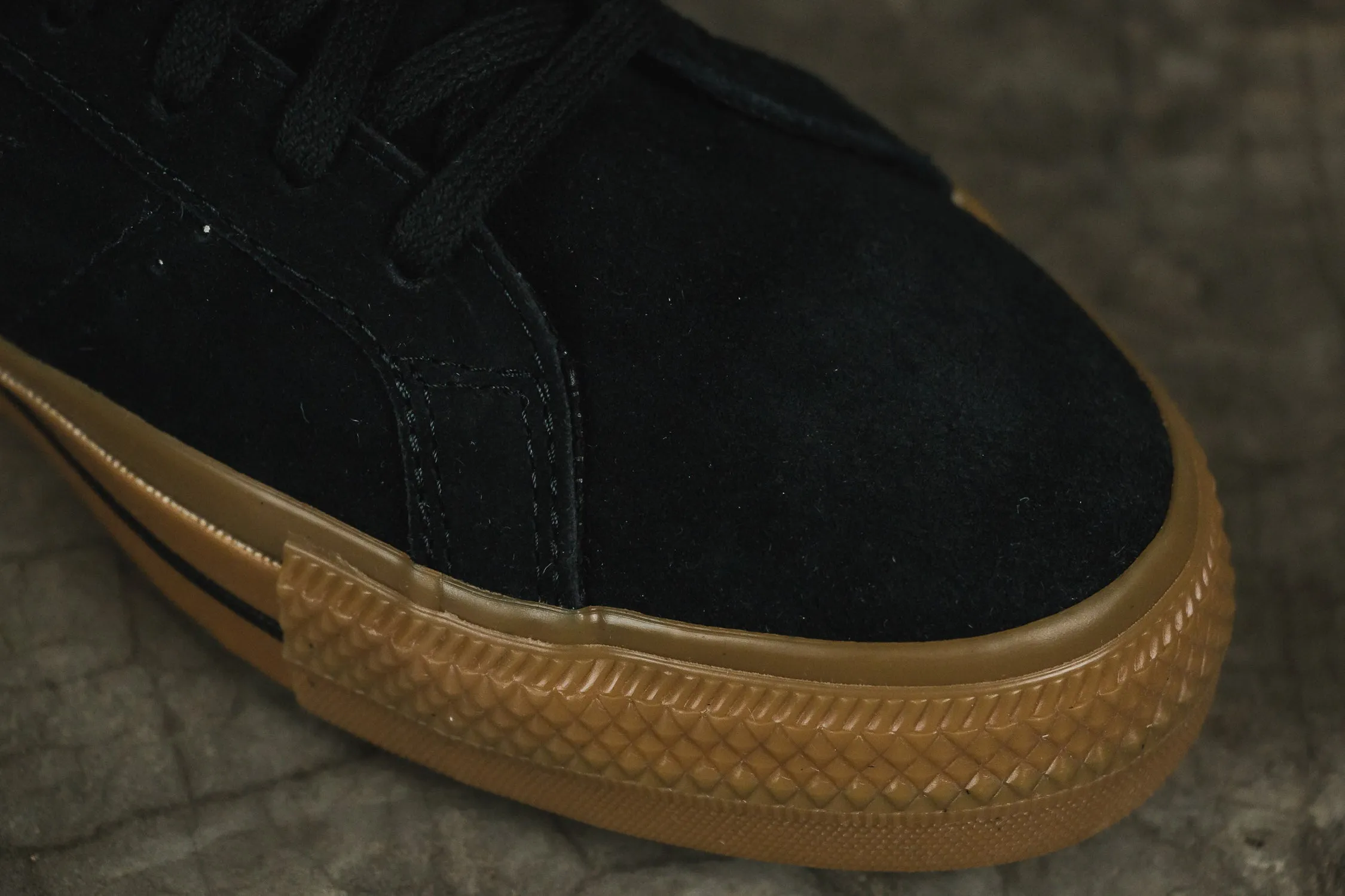 Converse x Peanuts One Star Ox