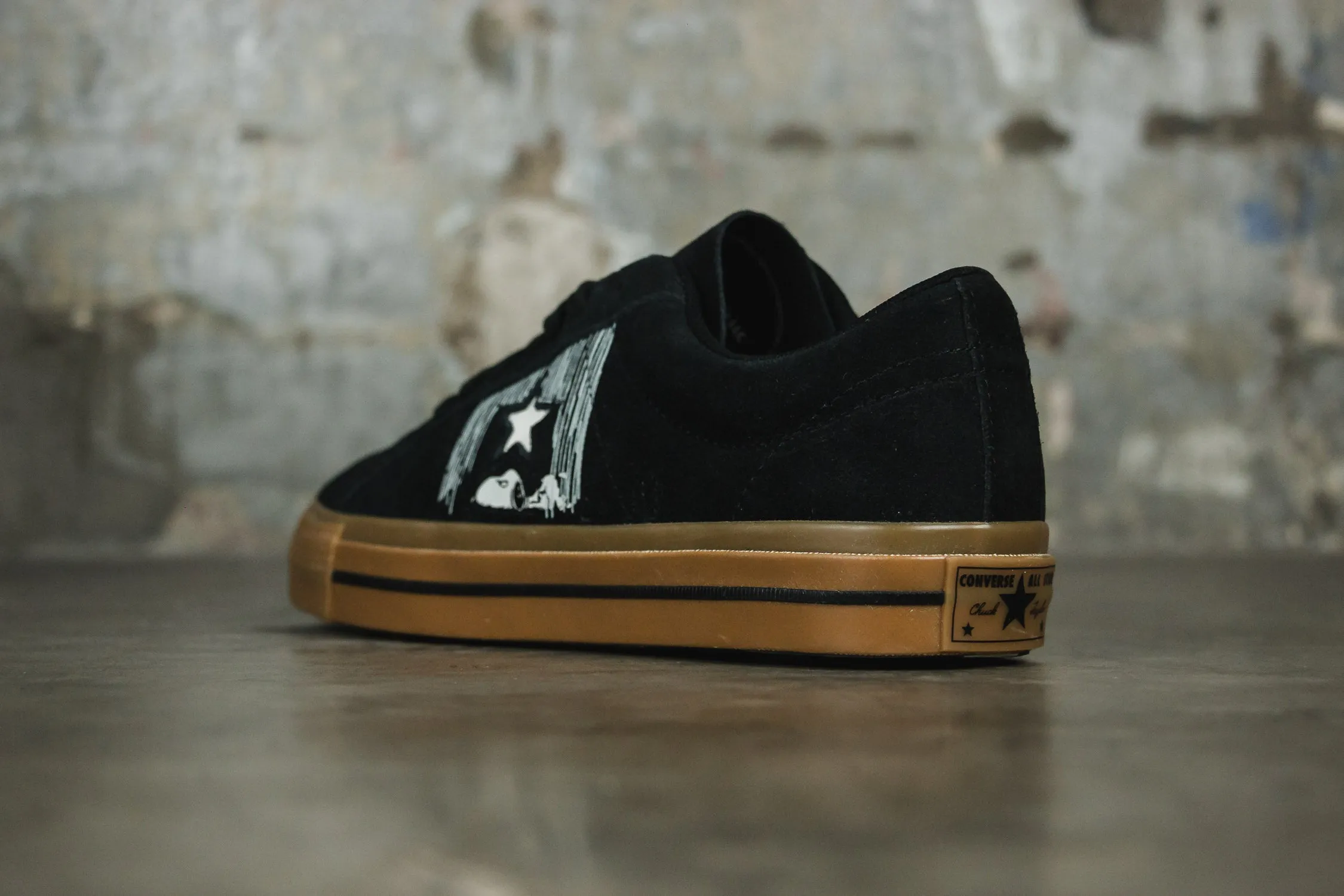 Converse x Peanuts One Star Ox