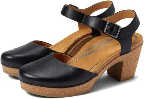 Finley Aetrex shoes, black